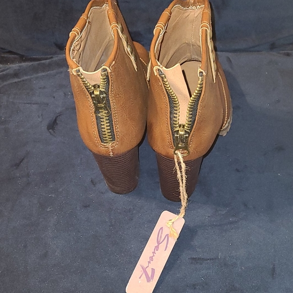 New Seven7 Seville zip back boot size 10 - Picture 2 of 9